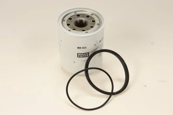 Mann-Filter - WK 933 x - Fuel filter spin-on