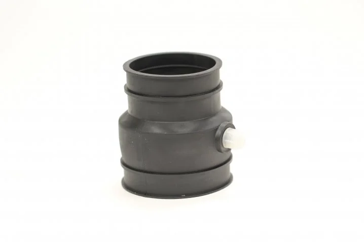 Mann Hummel - 39 300 27 959 - Reduzierstutzen 70/60mm (TPE)