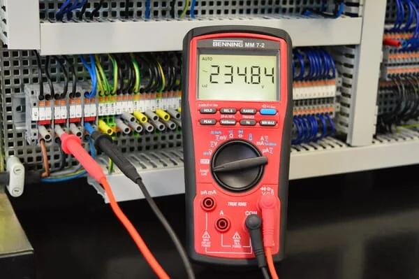 Benning - 044690 - Multimeter Benning MM 7-2