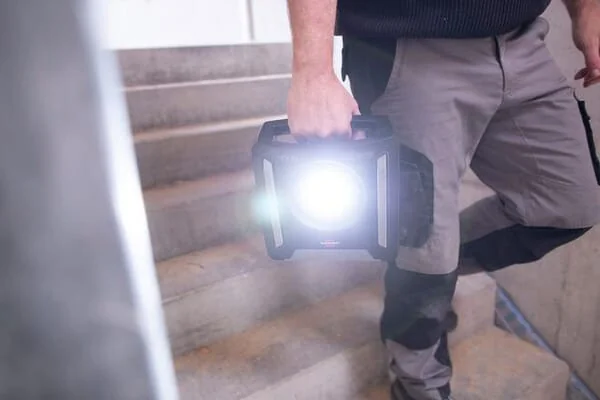 Brennenstuhl - EM1173140400 - Multi Battery LED Work Light 4000 MA, 4500LM, IP65