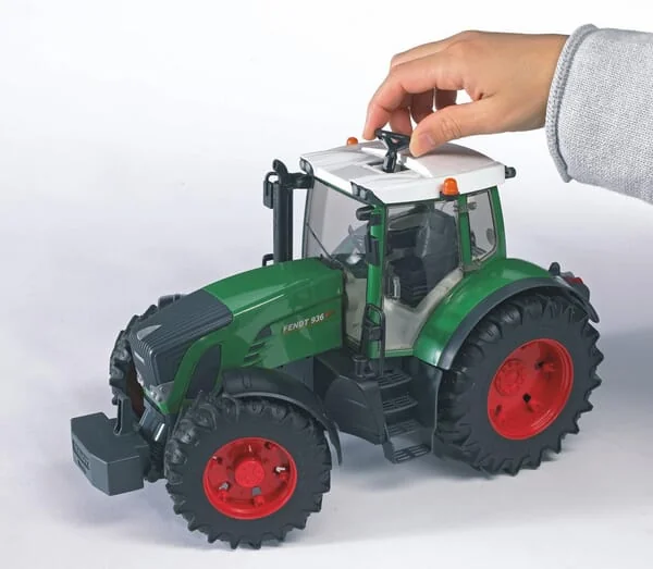 Bruder - U03040 - Fendt 936 Vario Tractor