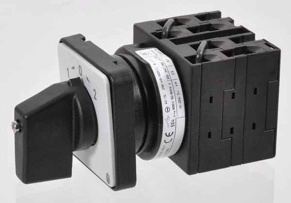 Eaton - T038228E - Reverse Switch 3p, 20a, 6.5kw