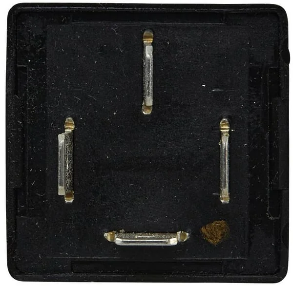 HELLA - 4DM004639061 - FLASHER RELAY 24V 2+1 (6)X2