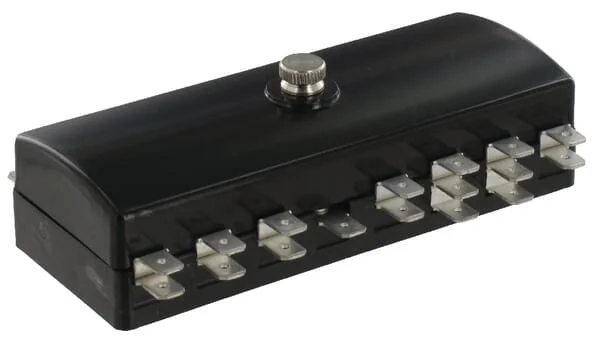 John Deere - AL14007 - Fuse Box