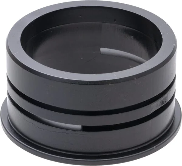 John Deere - L218748 - Quick Coupler Sleeve