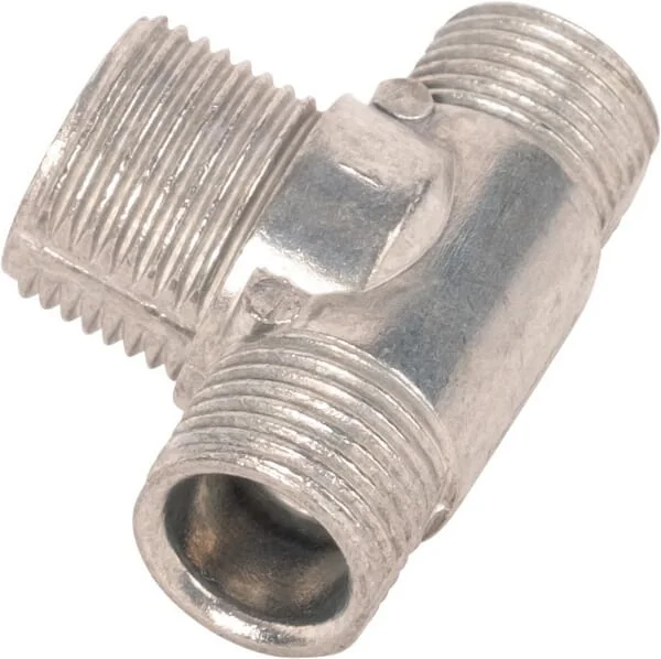 John Deere - R71963 - Fuel Injection Nozzle Tee Fitting