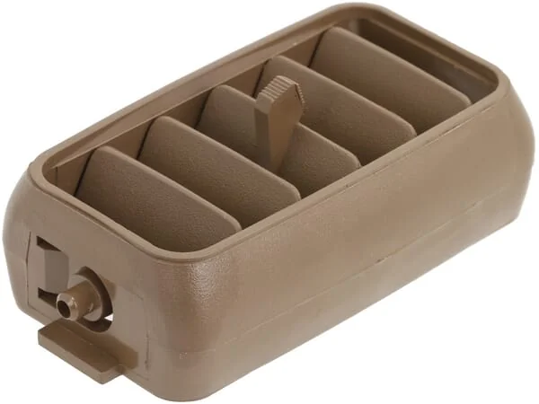 John Deere - RE157245 - Air Assembly Louver