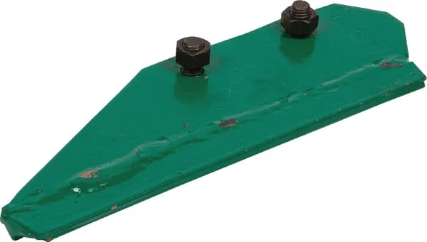 KUBOTA - KK109052R - Carbide Wing Share 250mm