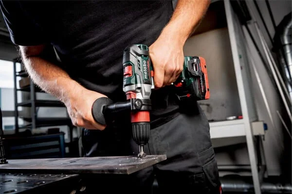 Metabo - 602362660MET - GB 18 LTX BL Q I Cordless Thread Cutter