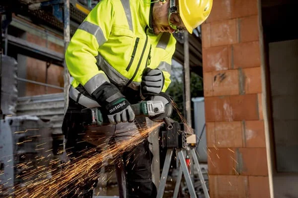 Metabo - 602374840MET - Cordless Angle Grinder W 18 L BL 9-125 Body