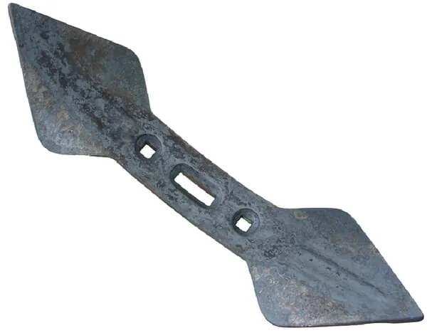 Non Branded - CP489072 - Cultivator Point 450x135x19.5mm, Reversible, Curved, 3 Holes
