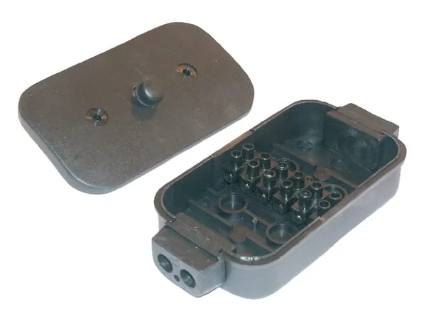 Non Branded - SI1037600 - Junction Box 6-Pole