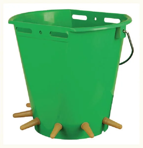 Non Branded - VV9183 - Lamb Bucket, 6 Teats, Plastic
