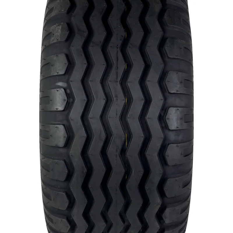 BKT - AW909V - Rubber tire