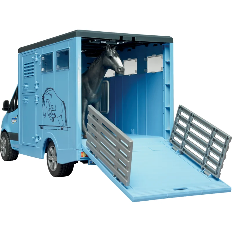 Bruder - 02533 - Livestock transporter