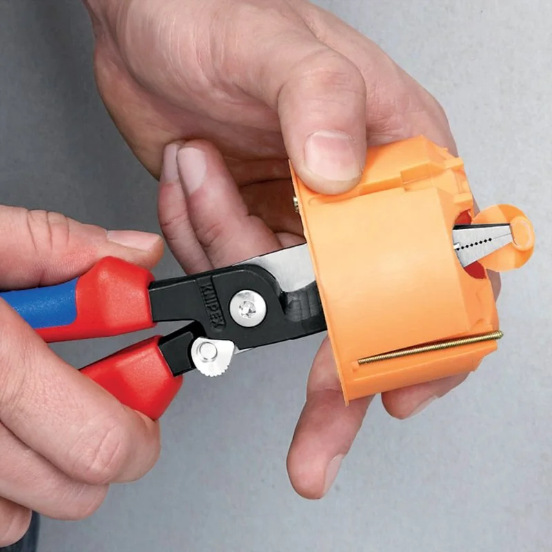 Knipex - 13 82 200 - Electrical installation pliers