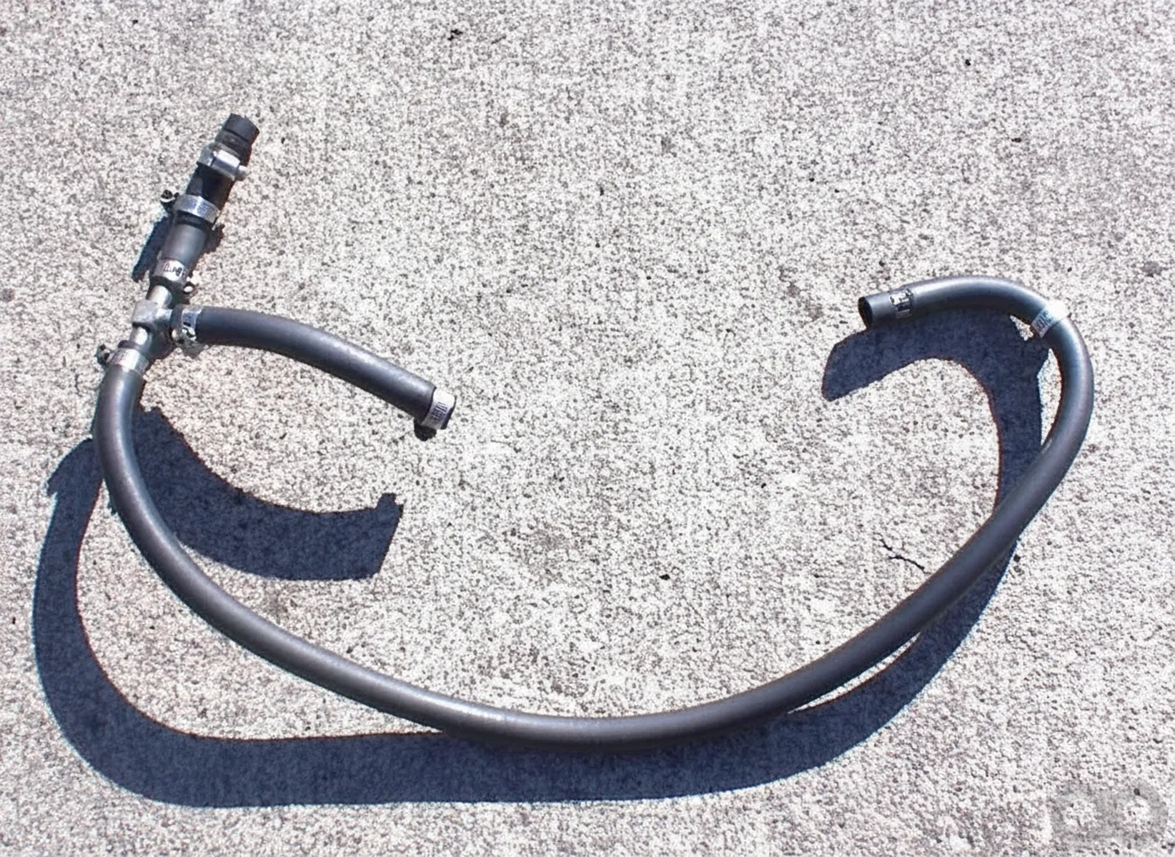 John Deere - AM105972 - Hose