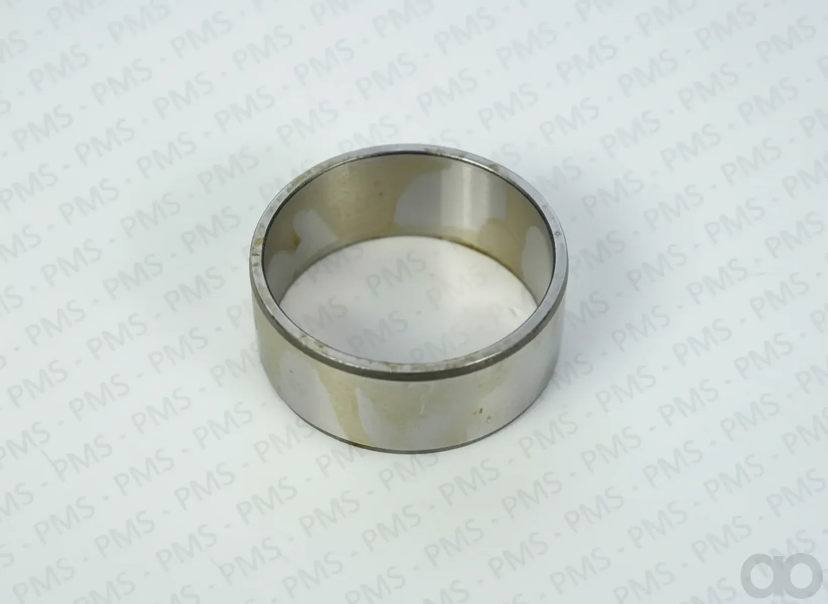John Deere - ER143563 - Bushing/Bearing Spindle