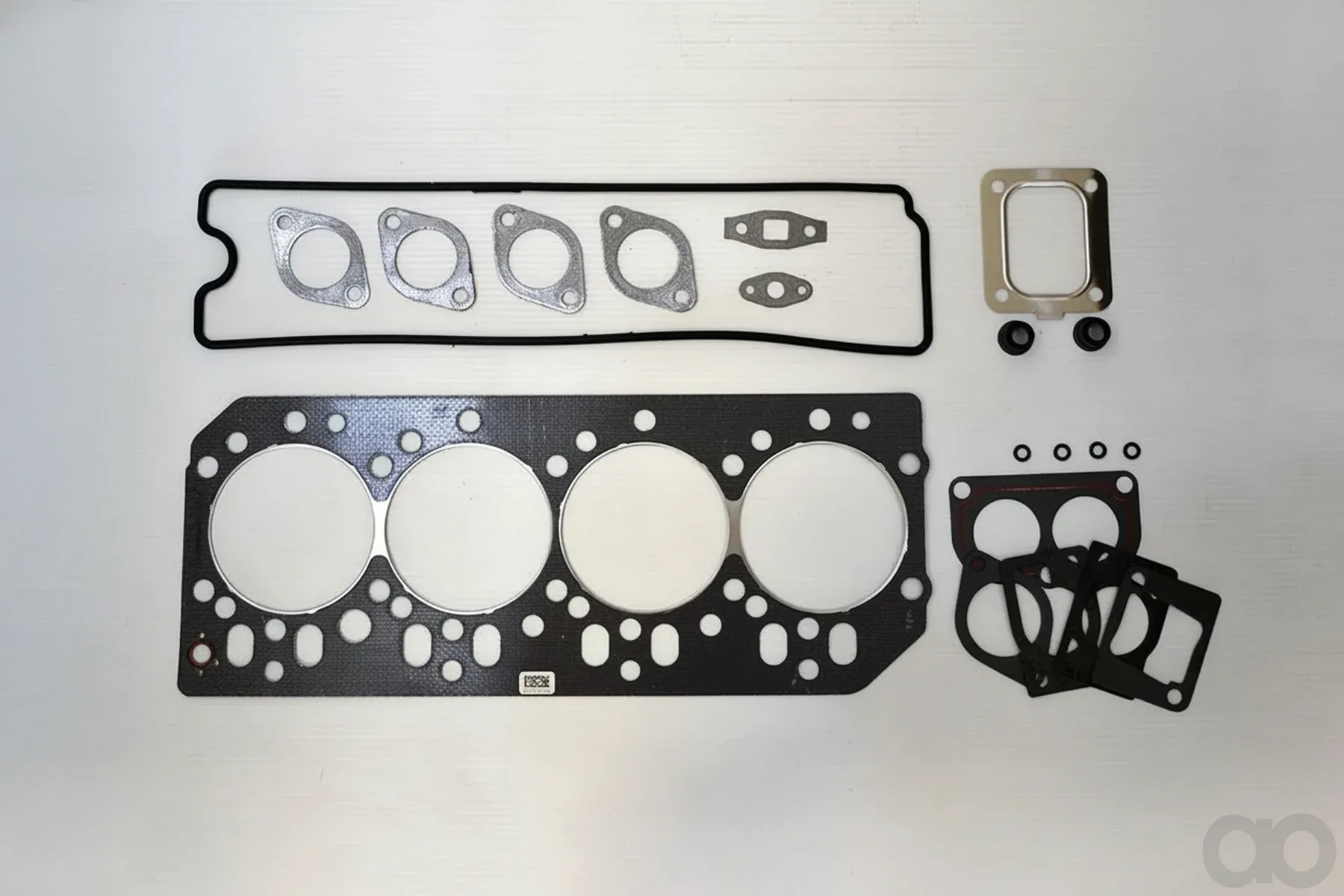 John Deere - RE526670 - Gasket Set 4-CYL. 4045