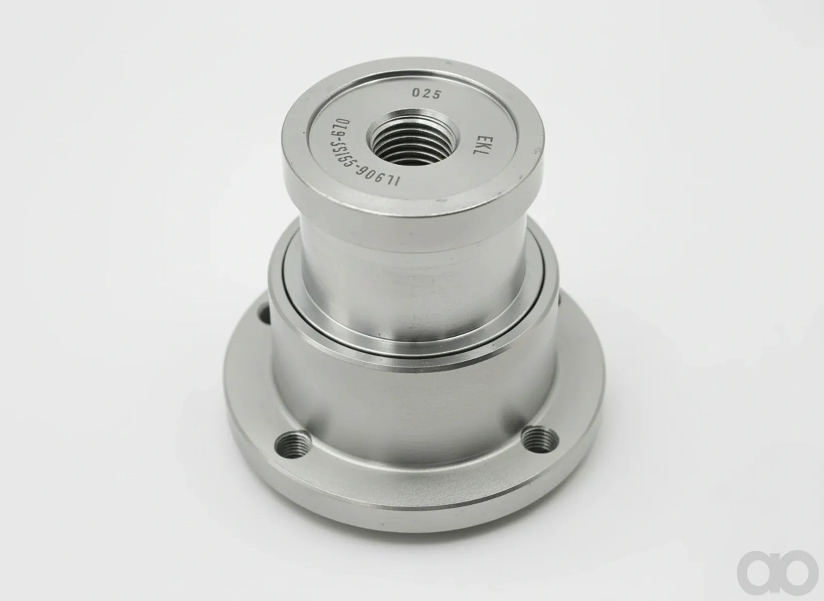 Kinze - GA8641 - Coulter Hub Assembly