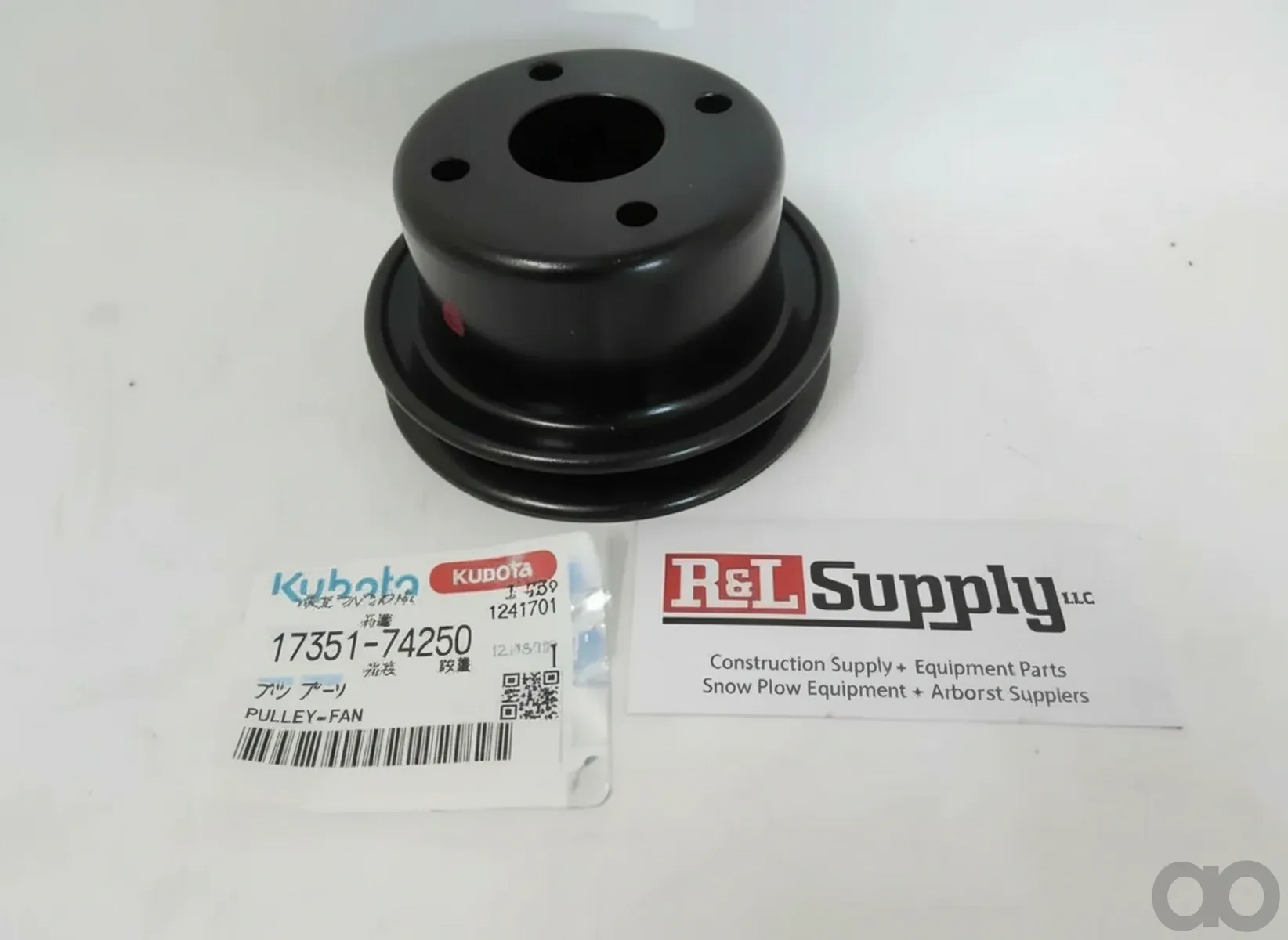 Kubota - 1735174250 - Fan Pulley V2203-E2B-Z3