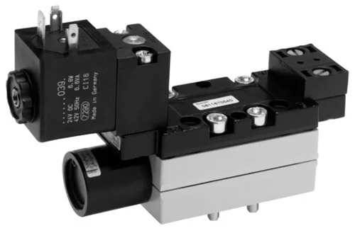 Aventics - 5811671440 - 5/2-Way Valve, Series 581, Type V581-5/2AR-230AC-I1-ACNO-HUX-AA-D-C-T1