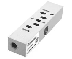 Norgren - V70535-BA0 - Intermediate Plate V44/45 Extra-P