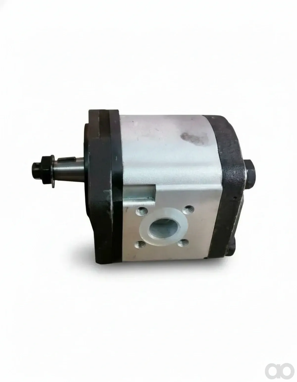 McCormick - 3539859M91 - Pump