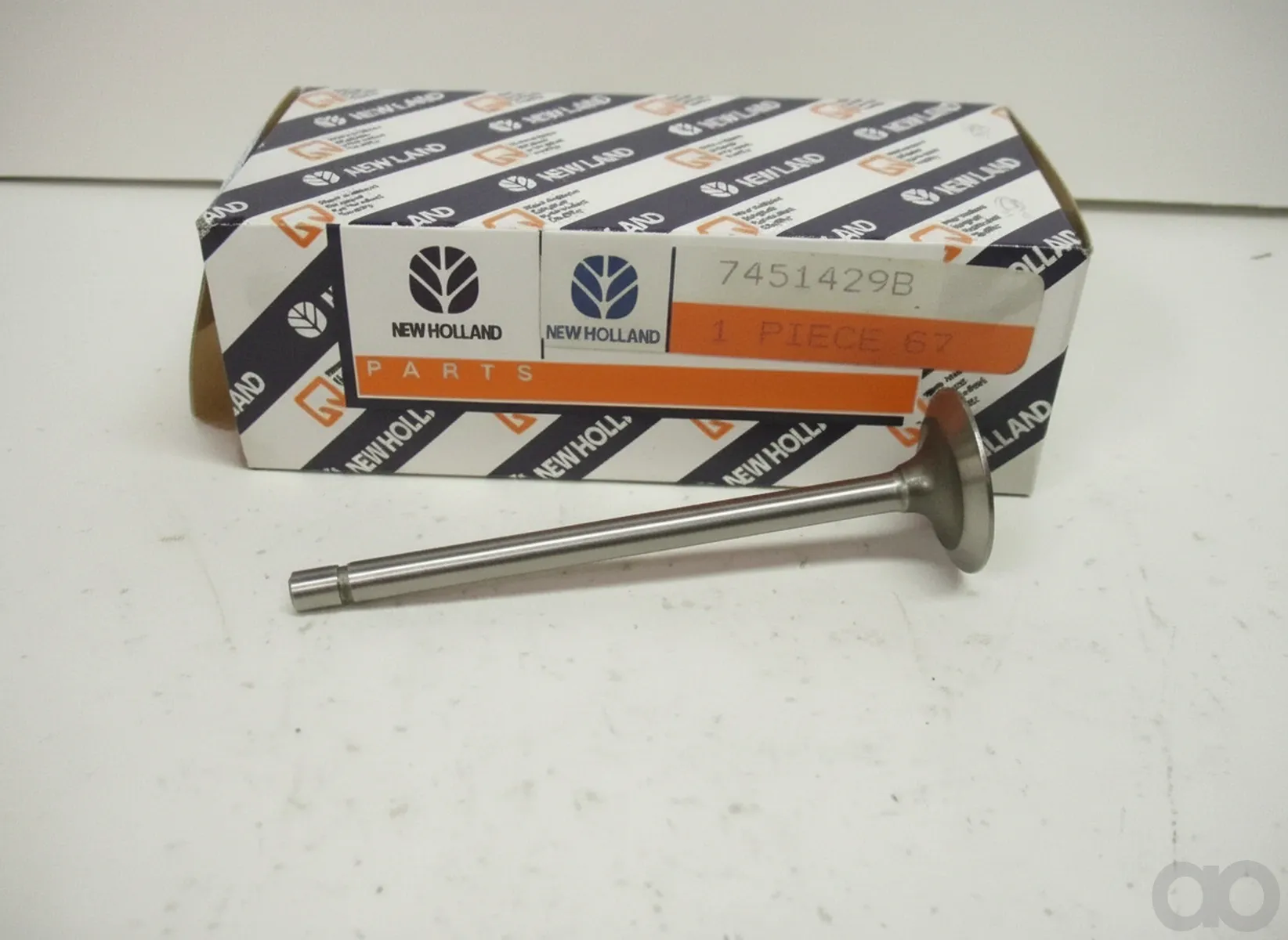 New Holland - 74514298 - Valve