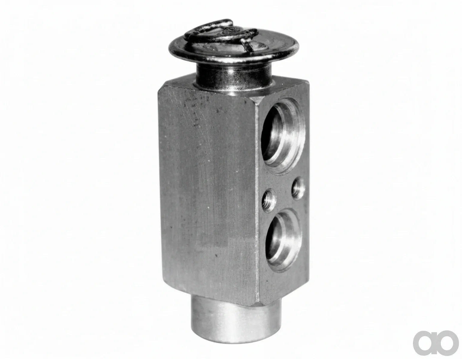 New Holland - 82034858 - Valve