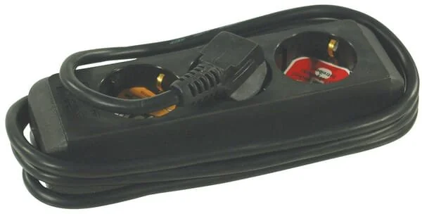 Brennenstuhl - 3110 - Socket, 3-Way Black