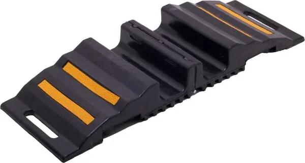 Kramp - HB87023 - Foldable Hose Bridge 3 Inches X 3 1/2 Inches
