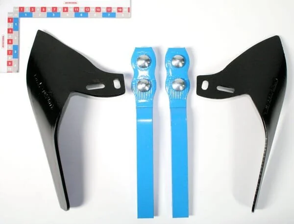 Monosem - 65021115 - Pair of Planet Blade With Bracket (Without Cheek)