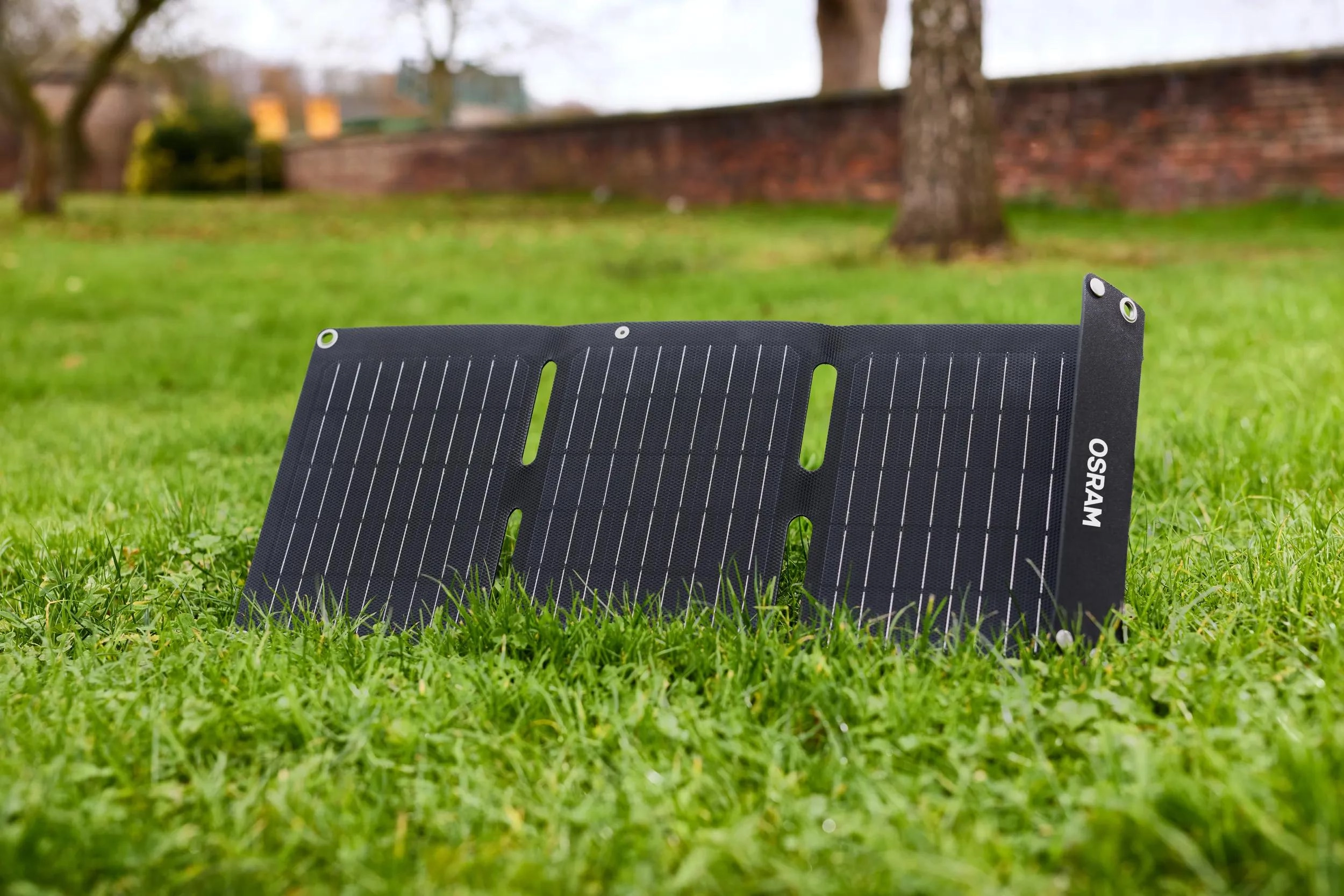 Osram - OFSP20 - Battery Charge Solar 20W Incl, USB Charger