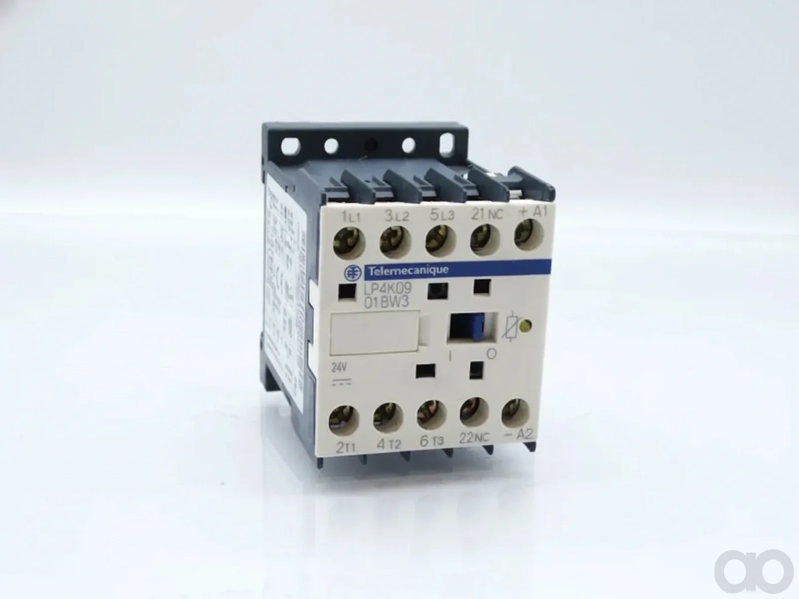 Schneider Electric - LP4K0901BW3 - Magnetic Contactor 4kW 24Vdc + Nc