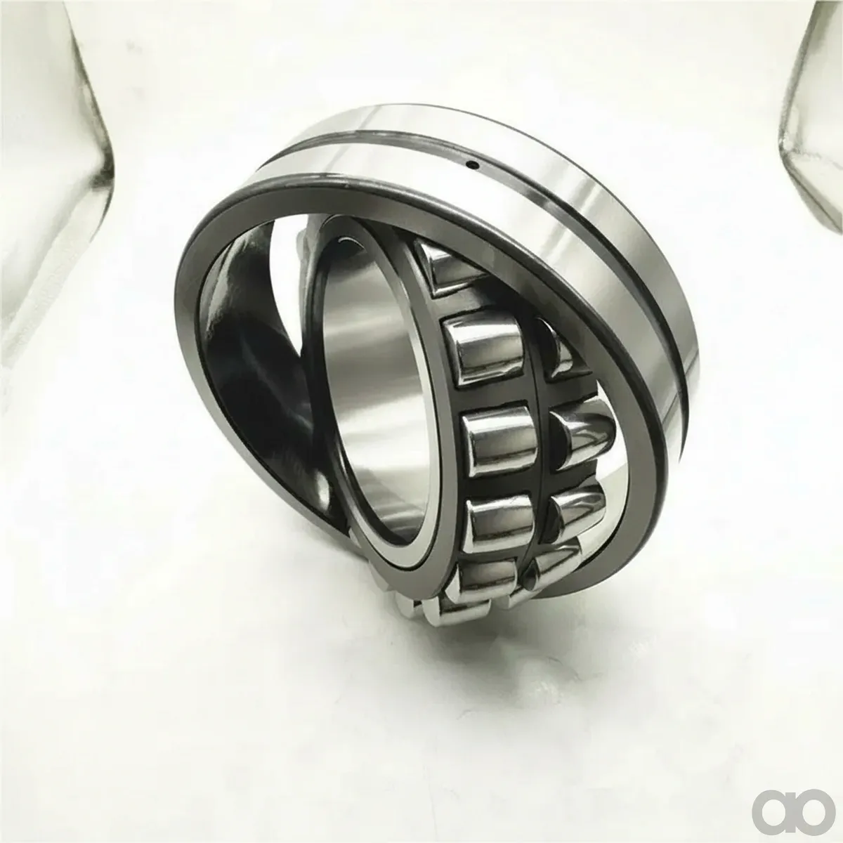 SKF - 22214 - Bearing 070-125-31 Tapered SKF