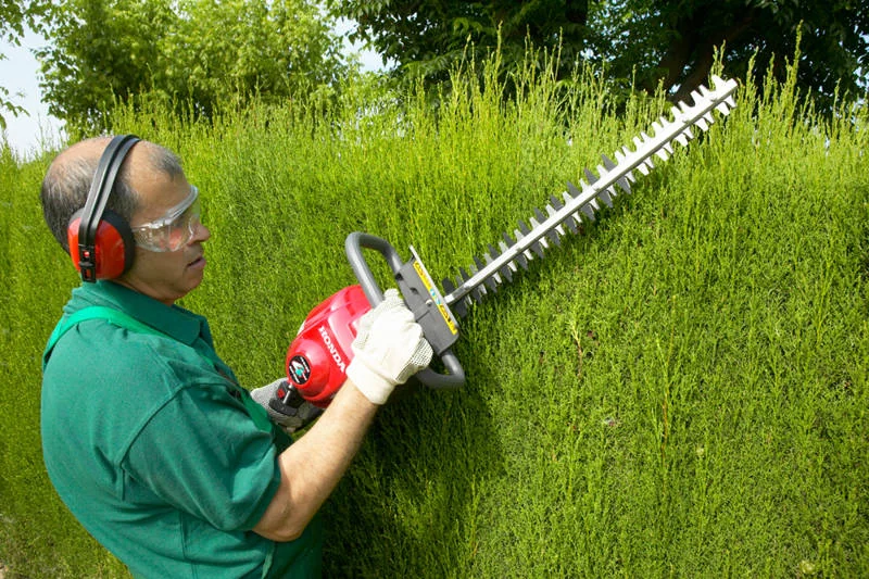 Honda - HHH25D75ET - Petrol Hedge Trimmer 1 hp HHH25D-75E