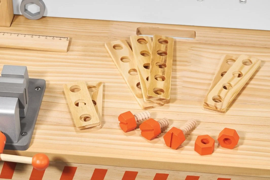 STIHL - 0421-600-0144 - Wooden Workbench for Children
