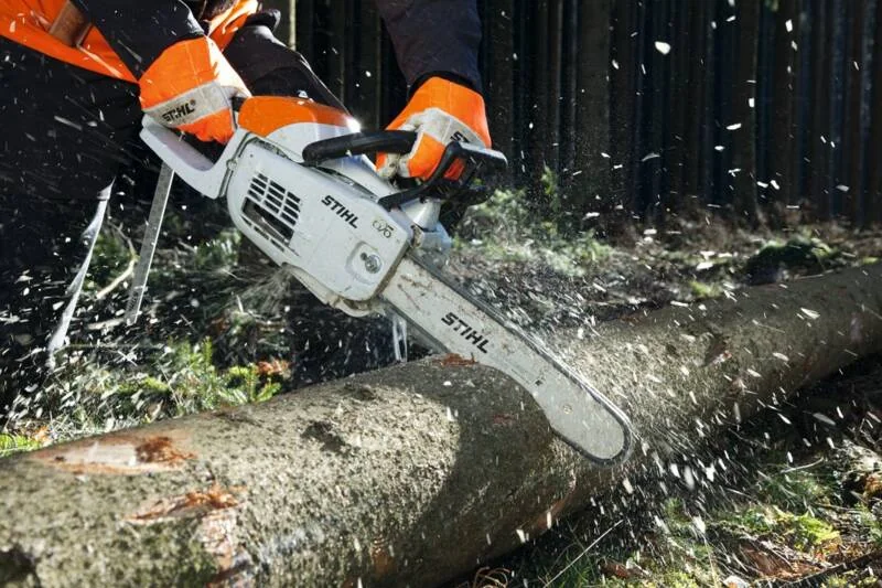 STIHL - 1145-200-0262 - Petrol Chainsaw MS 201 C-M 2.4 hp