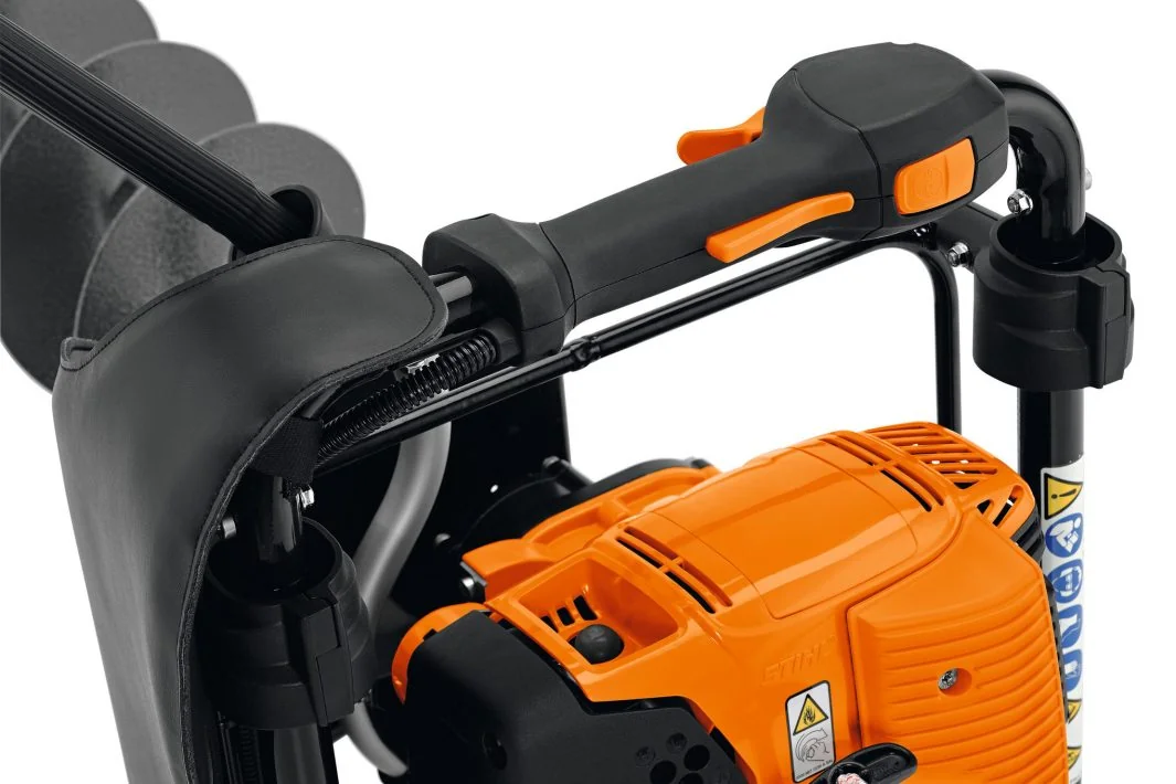 STIHL - 4313-011-2120 - Earth Auger BT 131 1.9 hp with Brake
