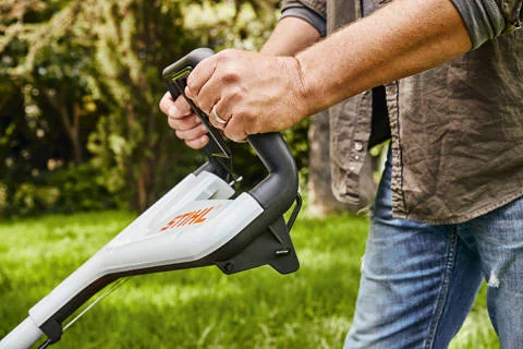 STIHL - 6374-011-3412 - Petrol Lawn Mower RM 655 VS 53 cm 3.5 hp