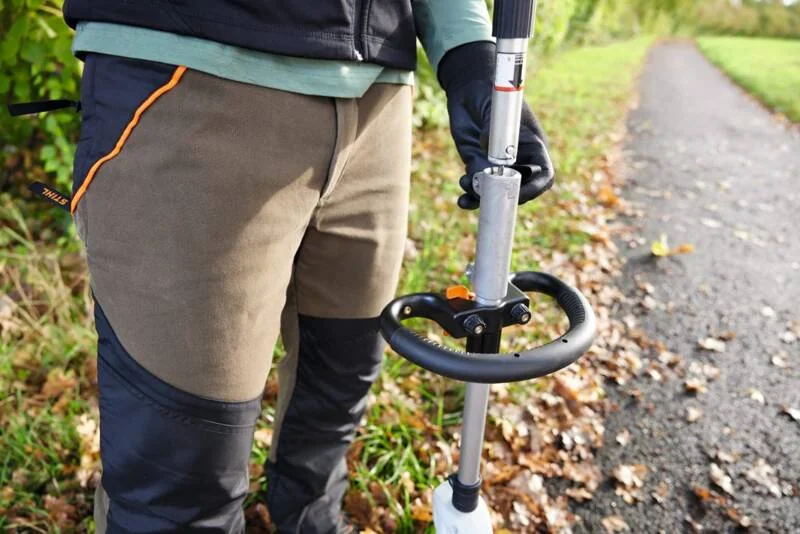 STIHL - FA08-011-6820 - Cordless KombiMotor KMA 120R
