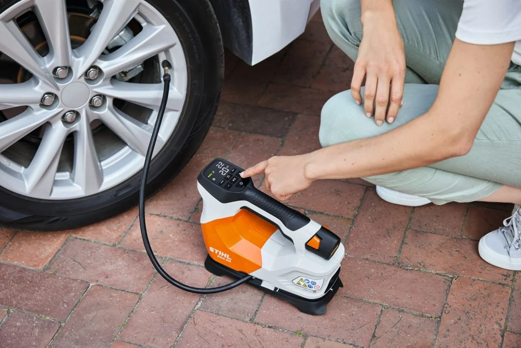 STIHL - SA06-011-8204 - Cordless Compressor 10 bar KOA 20