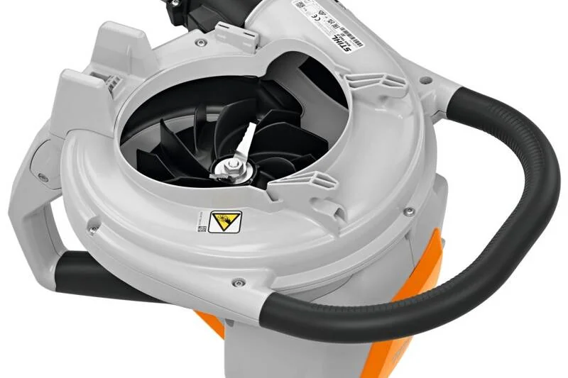 STIHL - SA07-011-7104 - Cordless Garden Vacuum SHA 140 55 l