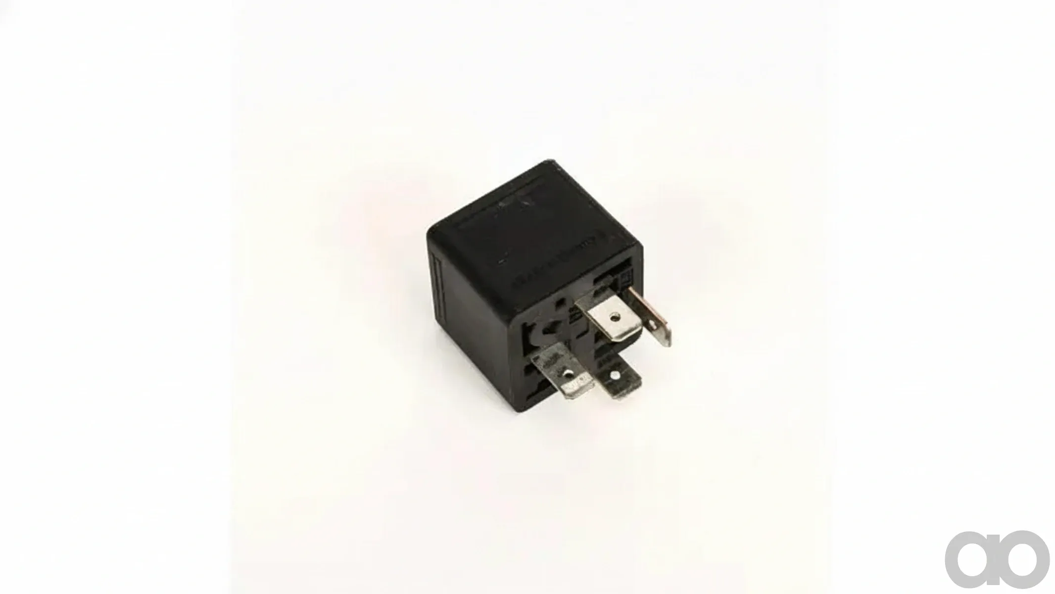Case IH - 73379215 - Relay