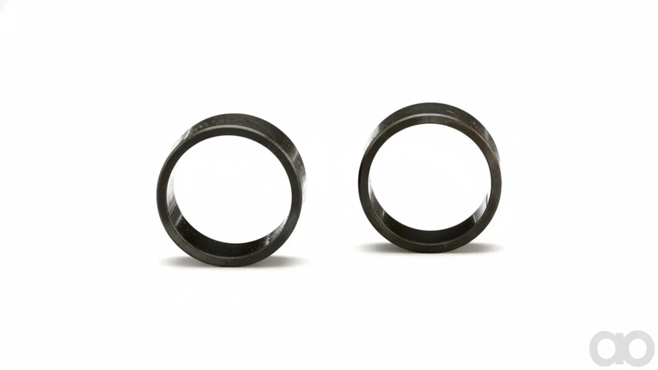 Case IH - 83904832 - Bushing