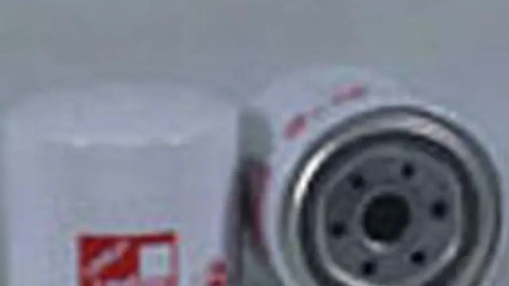 Case IH - LF3681J - Engine Oil Filter