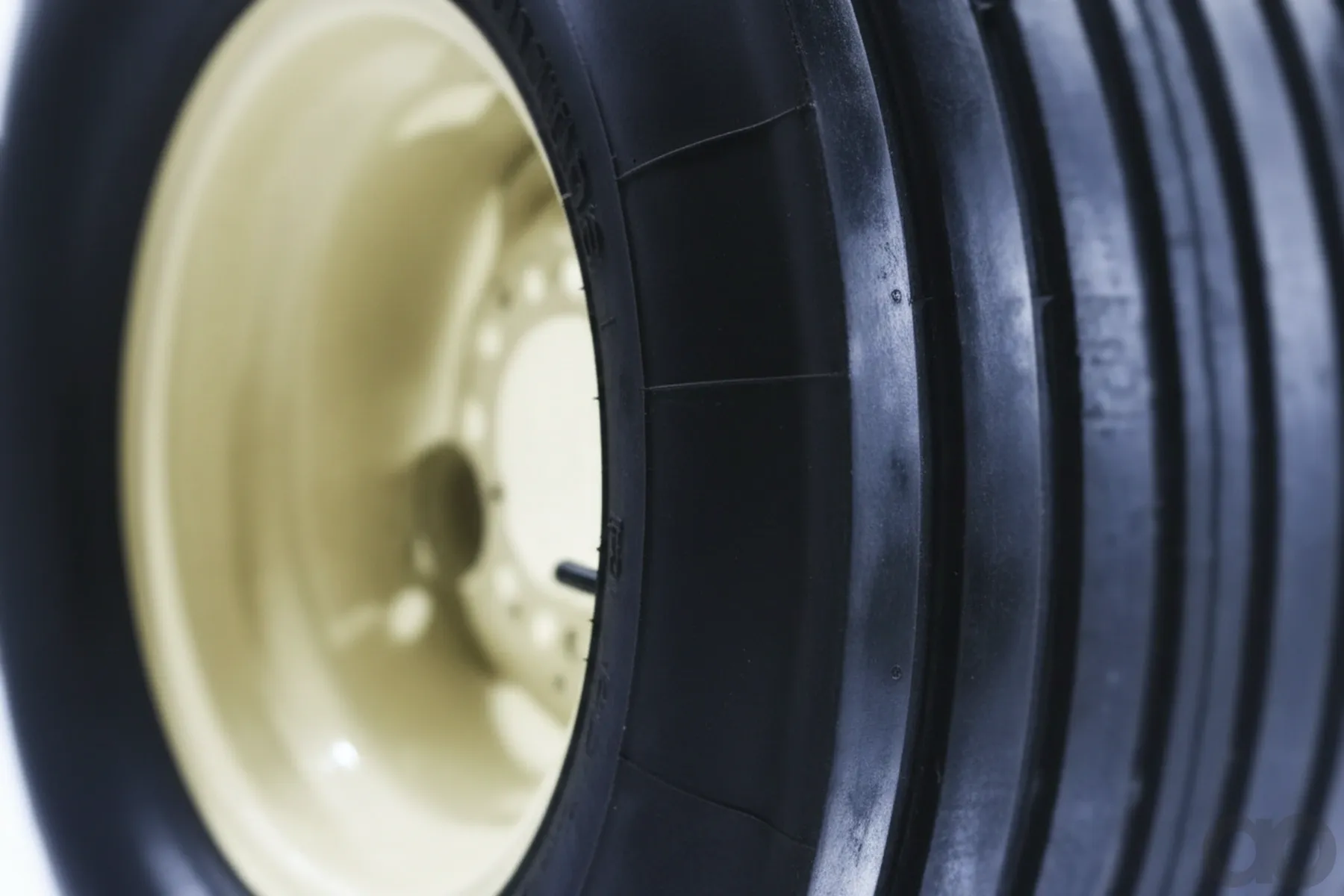 Case IH - TT41N397 - Tire