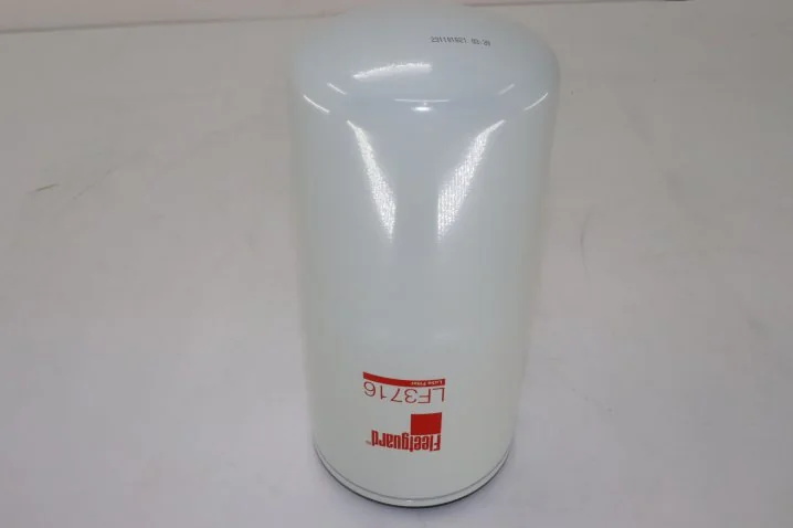 Fleetguard - LF3716 - Oil filter element