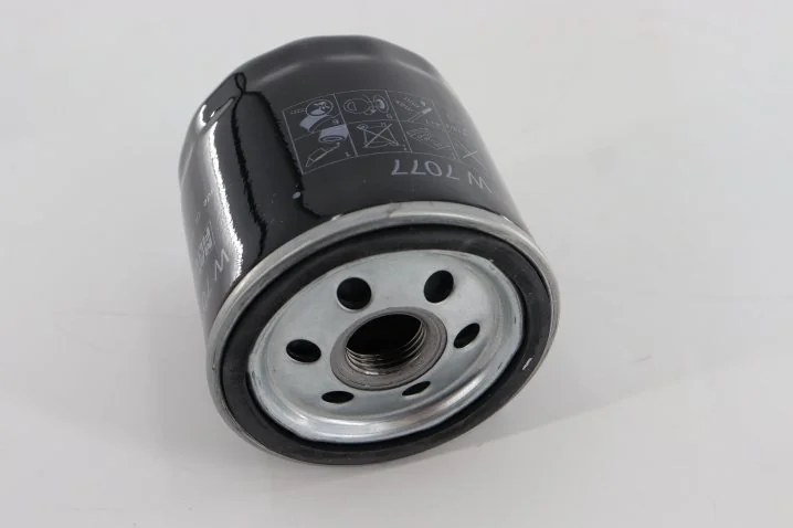 Mann-Filter - W 7077 - Oil filter spin-on